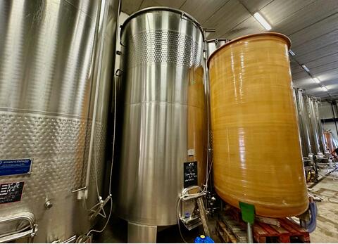 Stainless steel tank - Flat sloping bottom 150 HL (15,000 litres) CAUSSE