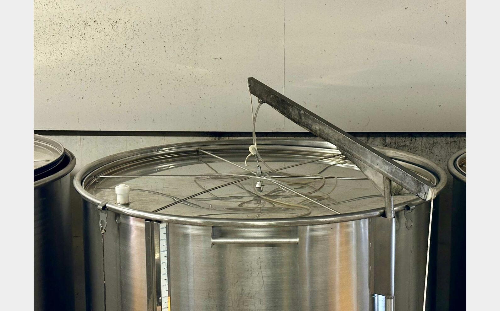 Cuve inox 304 - Chapeau flottant 150 HL (15 000 litres) MARCHISIO