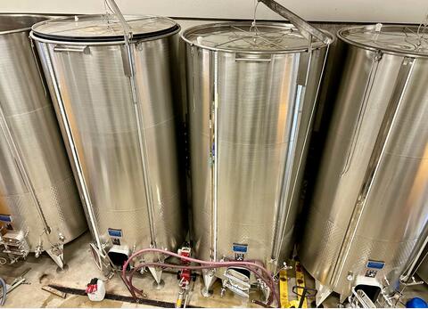 Cuve inox 304 - Chapeau flottant 150 HL (15 000 litres) MARCHISIO