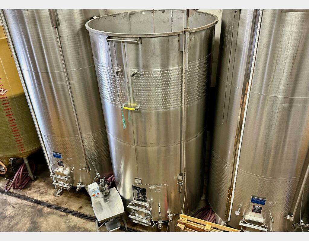 Stainless steel tank - Flat sloping bottom 150 HL (15,000 litres) CAUSSE