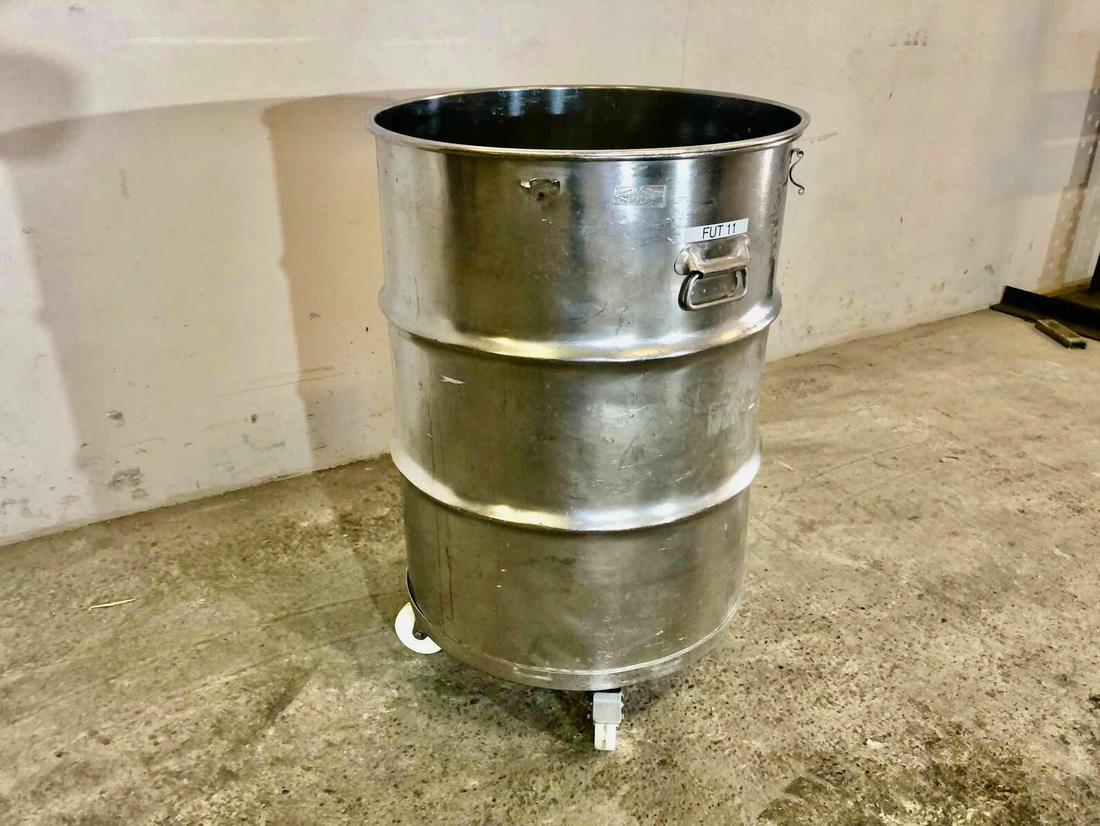 304 stainless steel drums