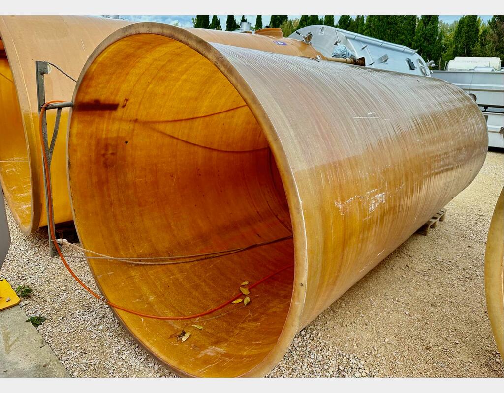 Cuve fibre - Sur pieds 80 HL (8 000 litres) CMP