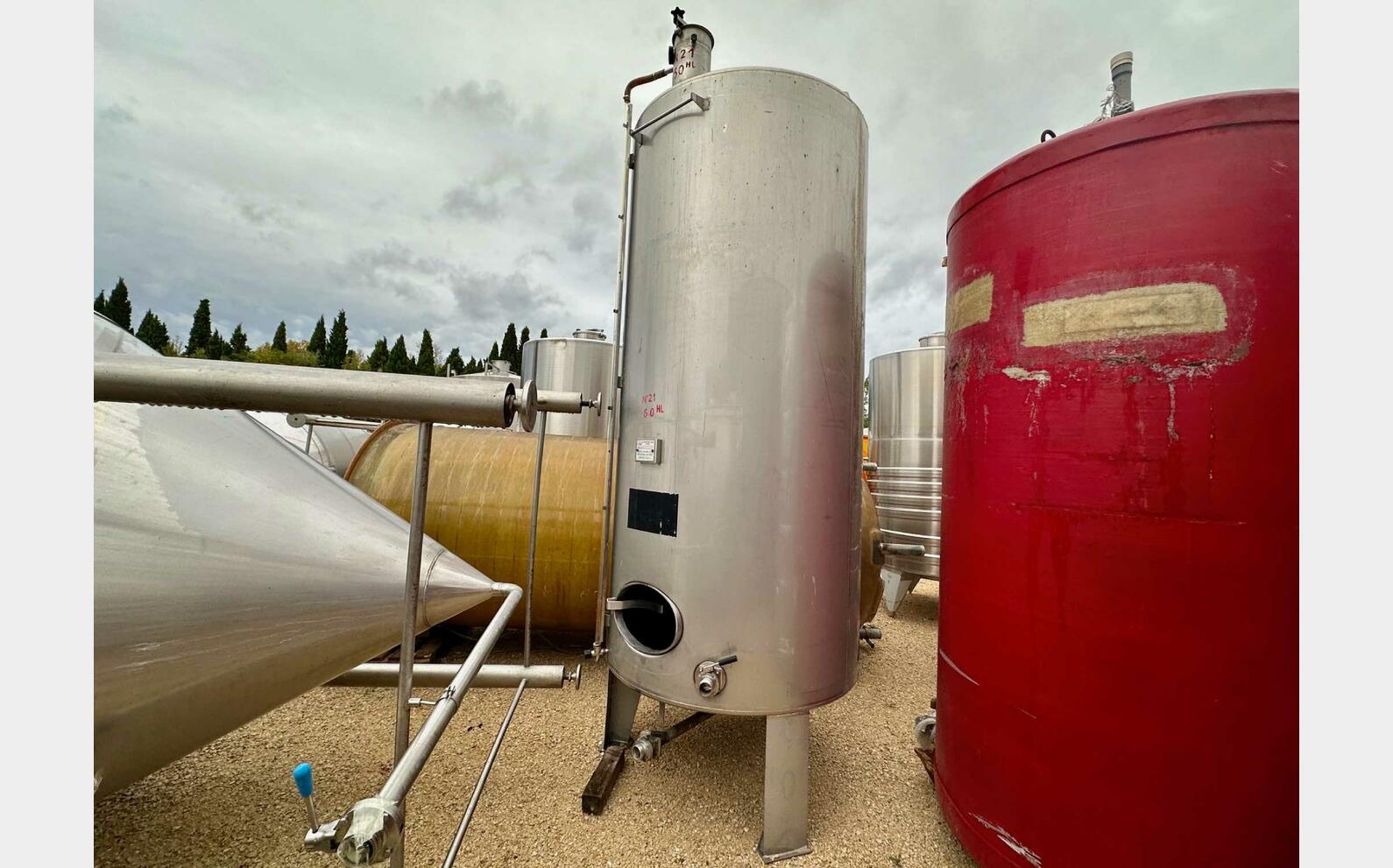 304/316 stainless steel tank 50 HL (5,000 litres) CSC