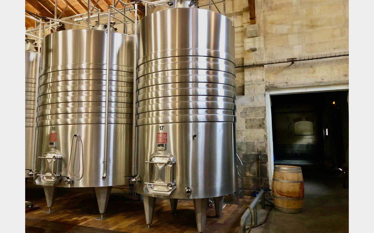 304 stainless steel tank 96 HL (9,600 litres) PIERRE GUERIN