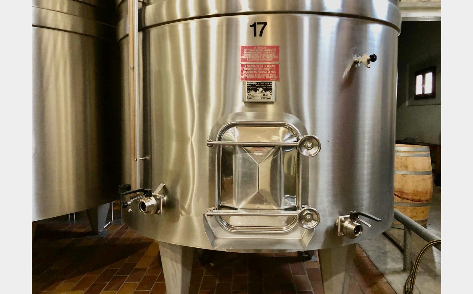 Cuve inox 304 - Thermor&eacute;gul&eacute;e 96 HL (9 600 litres) PIERRE GUERIN