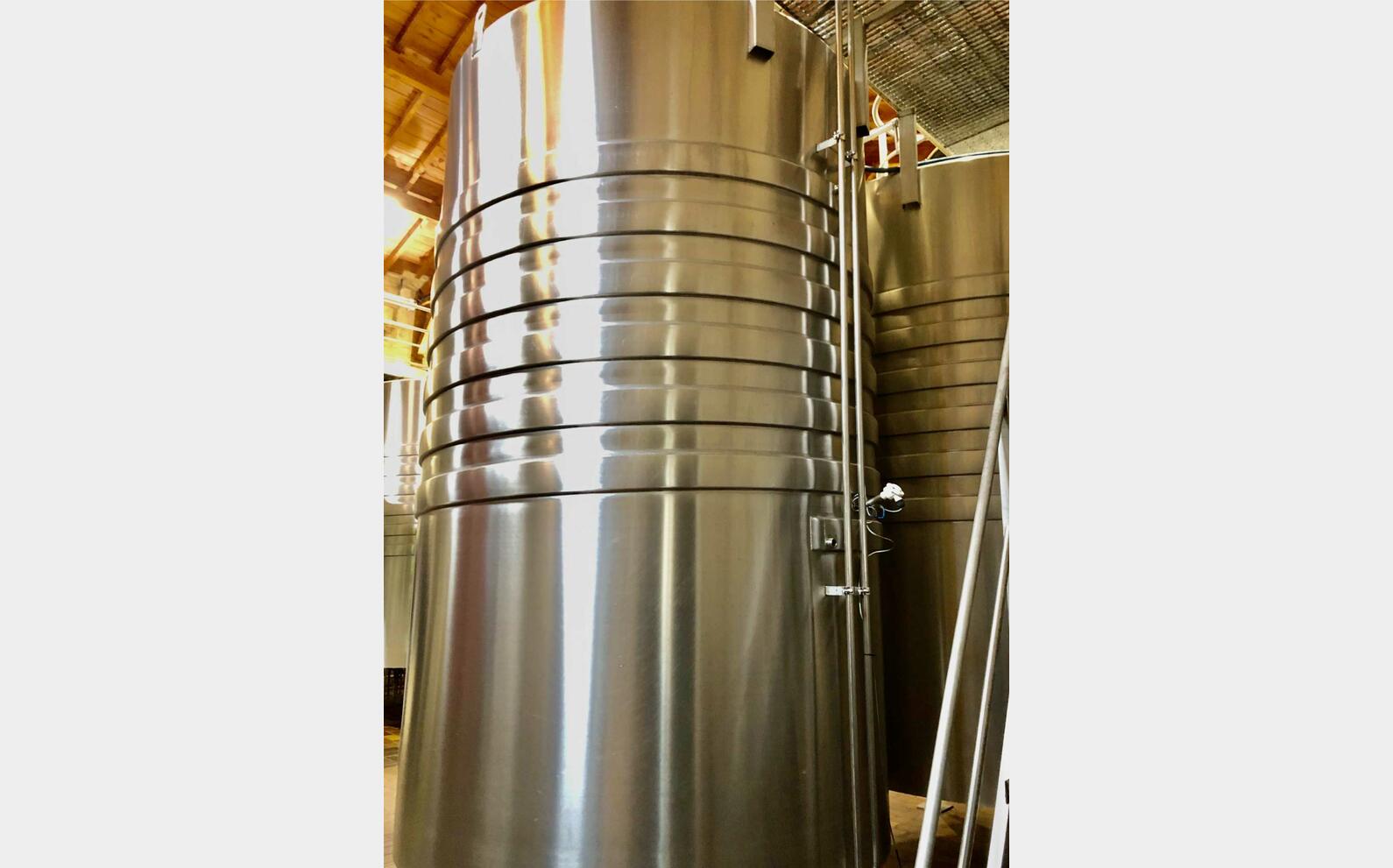 Cuve inox 304 - Thermor&eacute;gul&eacute;e 96 HL (9 600 litres) PIERRE GUERIN