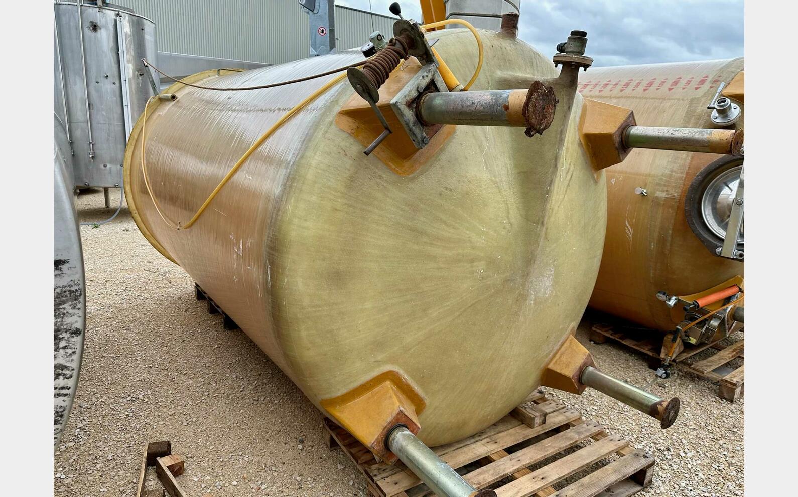 Citerne fibre - Sur pieds 80 HL (8 000 litres) CMP