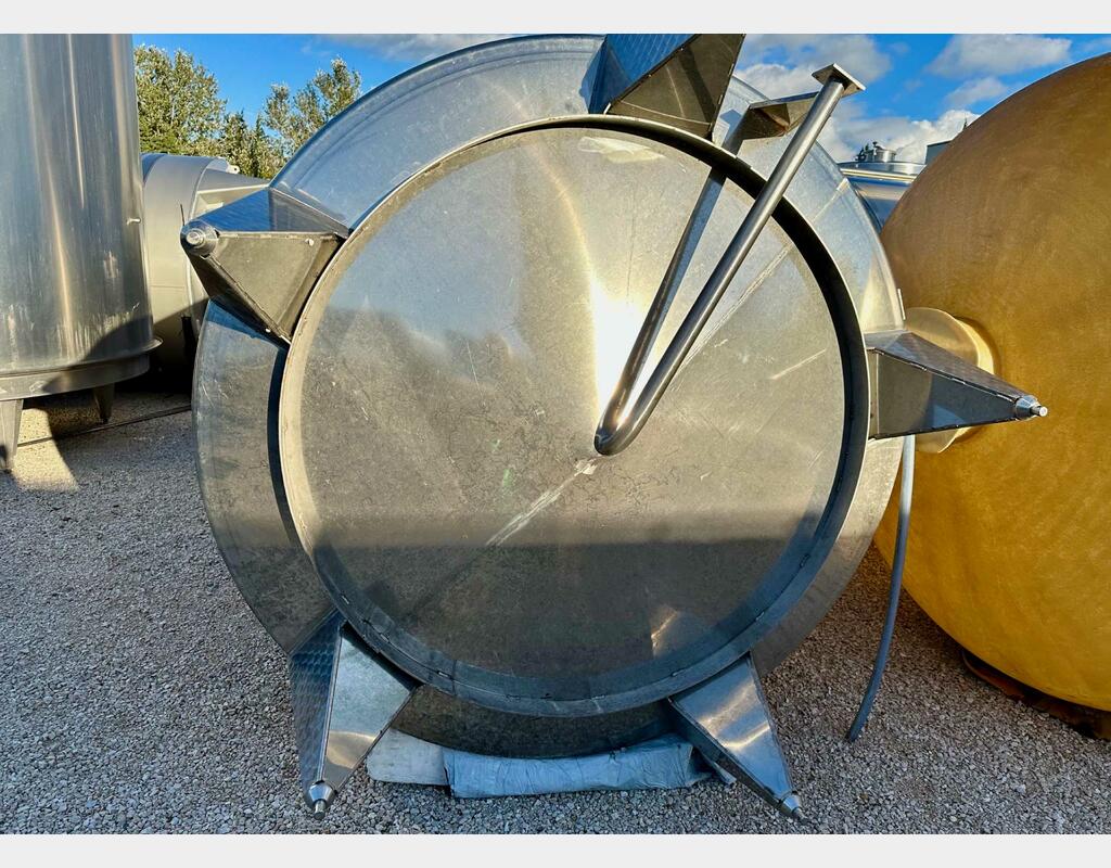 Stainless steel tank with floating lid - Conical bottom - On feet