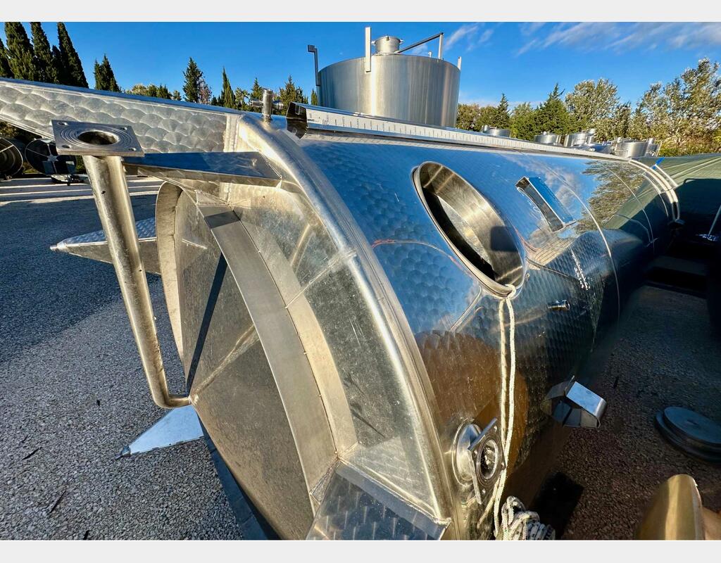 Stainless steel tank with floating lid - Conical bottom - On feet