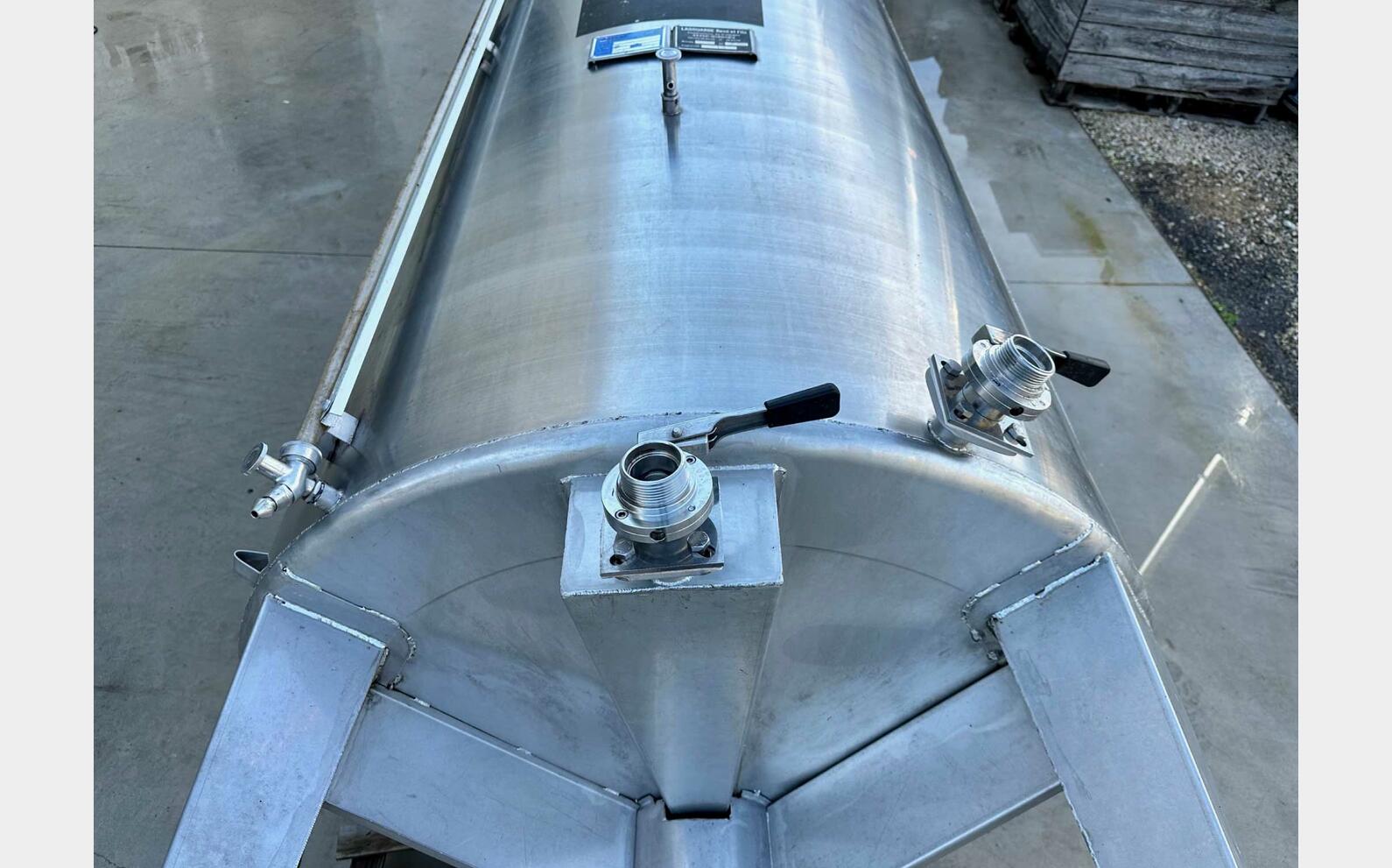 Cuve inox - Cylindrique 31 HL (3 100 litres) LAGOUARDE