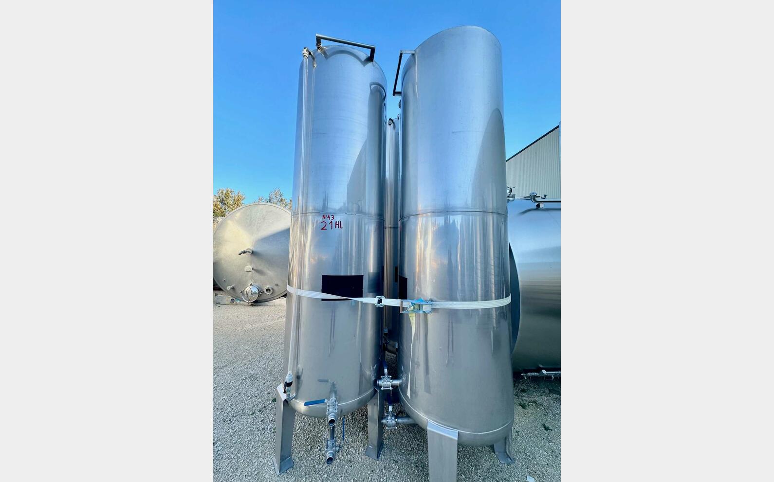 Cuve inox - Cylindrique 21 HL (2 100 litres)