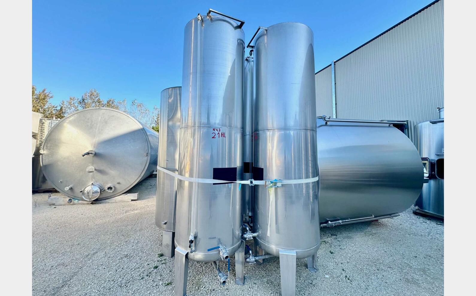 Cuve inox - Cylindrique 21 HL (2 100 litres)