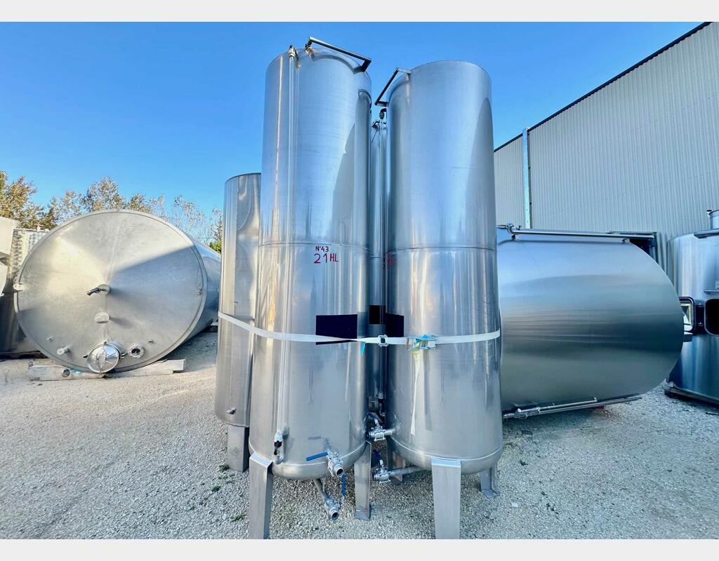 Cuve inox - Cylindrique 21 HL (2 100 litres)