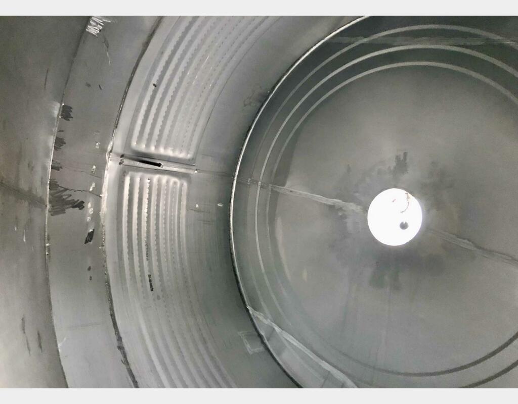 Compartmented stainless steel tank - 250 + 350 HL