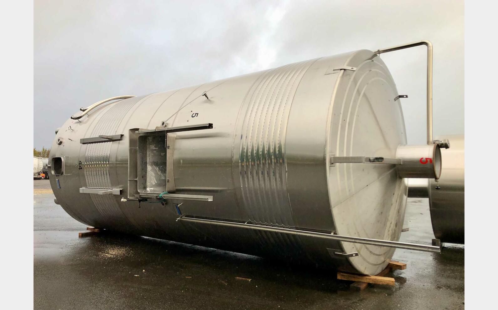 Stainless steel tank - Compart. 610 HL (61 000 liters) MARTINEZ SOLE
