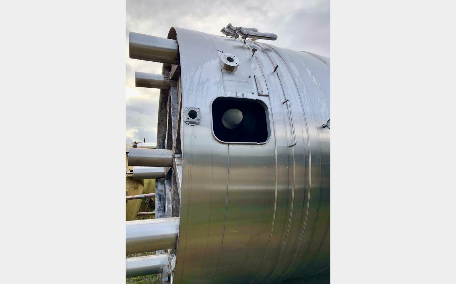 Cuve inox 304 - Thermor&eacute;gul&eacute;e 260+200+150 HL = 610 HL (61 000 litres) MARTINEZ SOLE