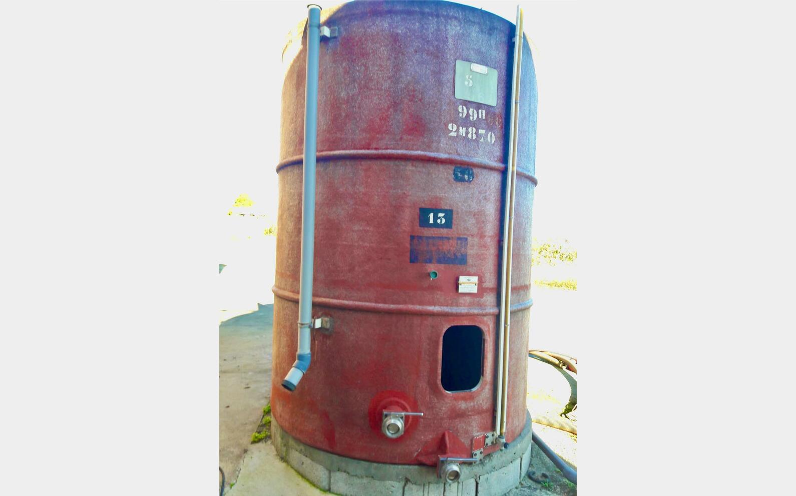 Cuve fibre 99 HL (9 900 litres)