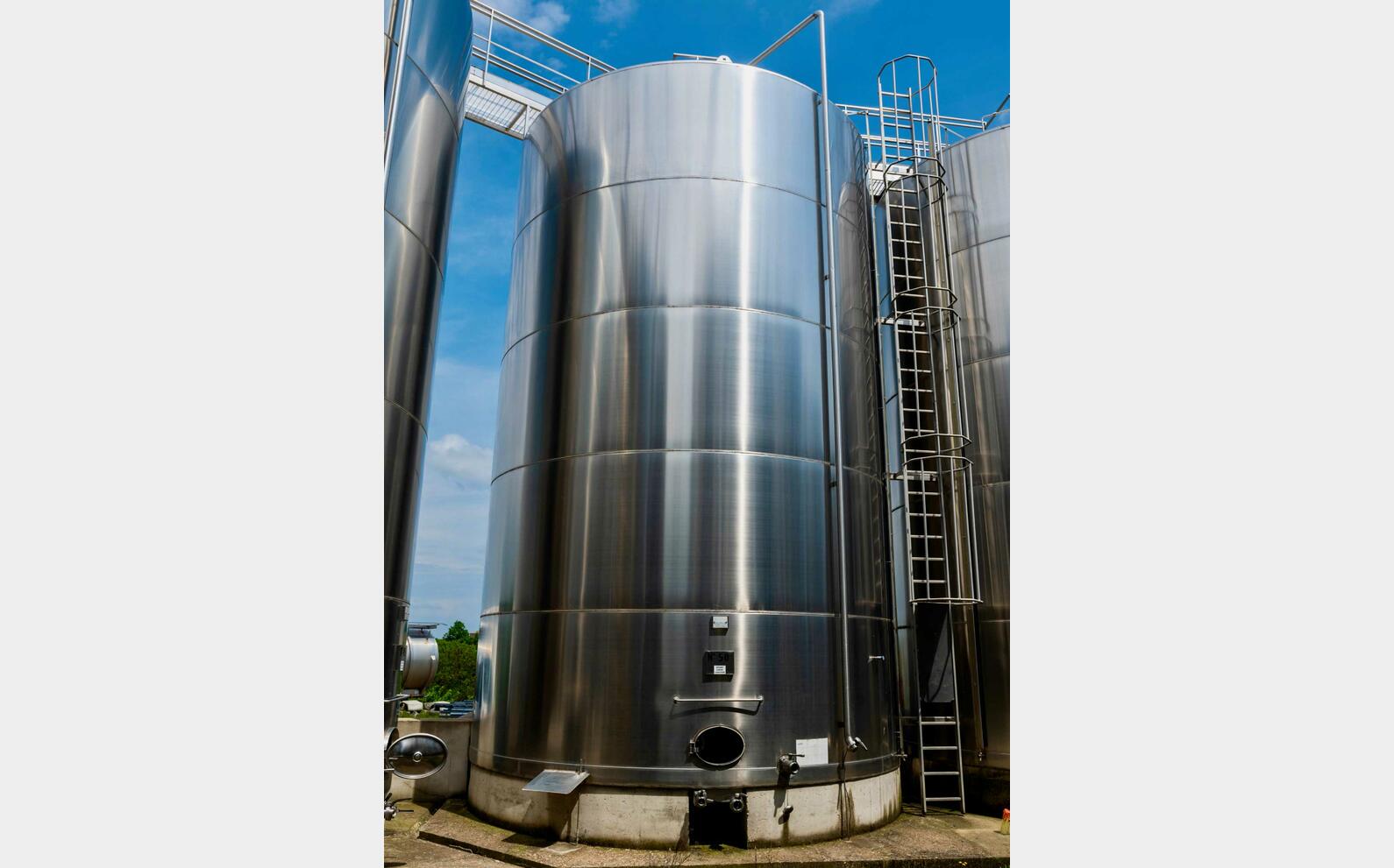 Cuve inox 316 - Fond plat 1 400 HL (140 000 litres) CSC