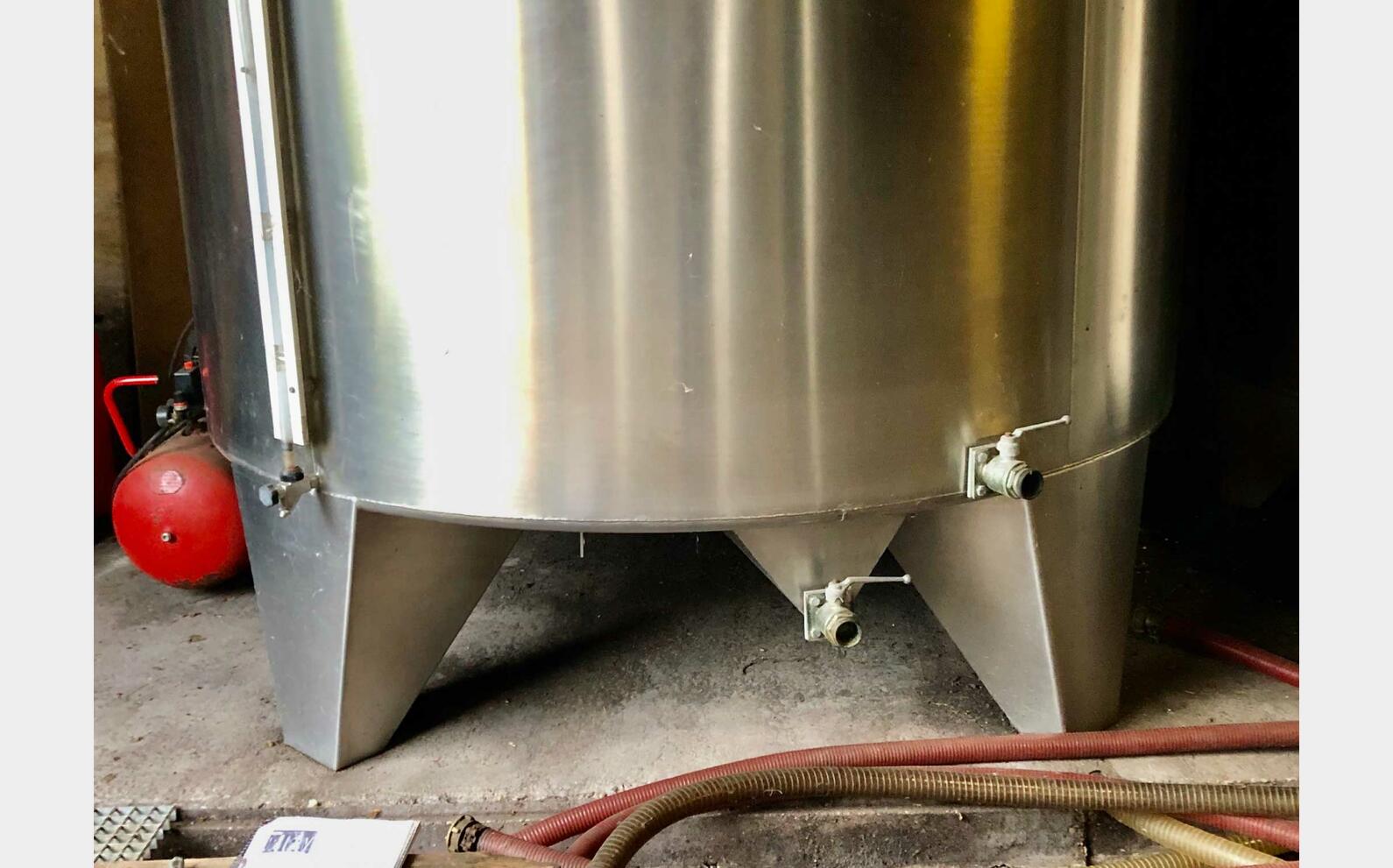 Cuve inox 316 - Sur pieds 120 HL (12.000 litres) RURALINOX