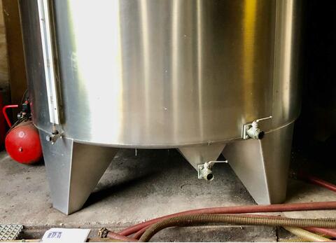 316 ss tank - On feet 120 HL (12,000 litres) RURALINOX