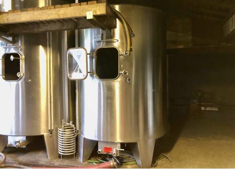 Cuve inox 304 fond conique sur pieds 70 HL (7.000 litres) RURALINOX