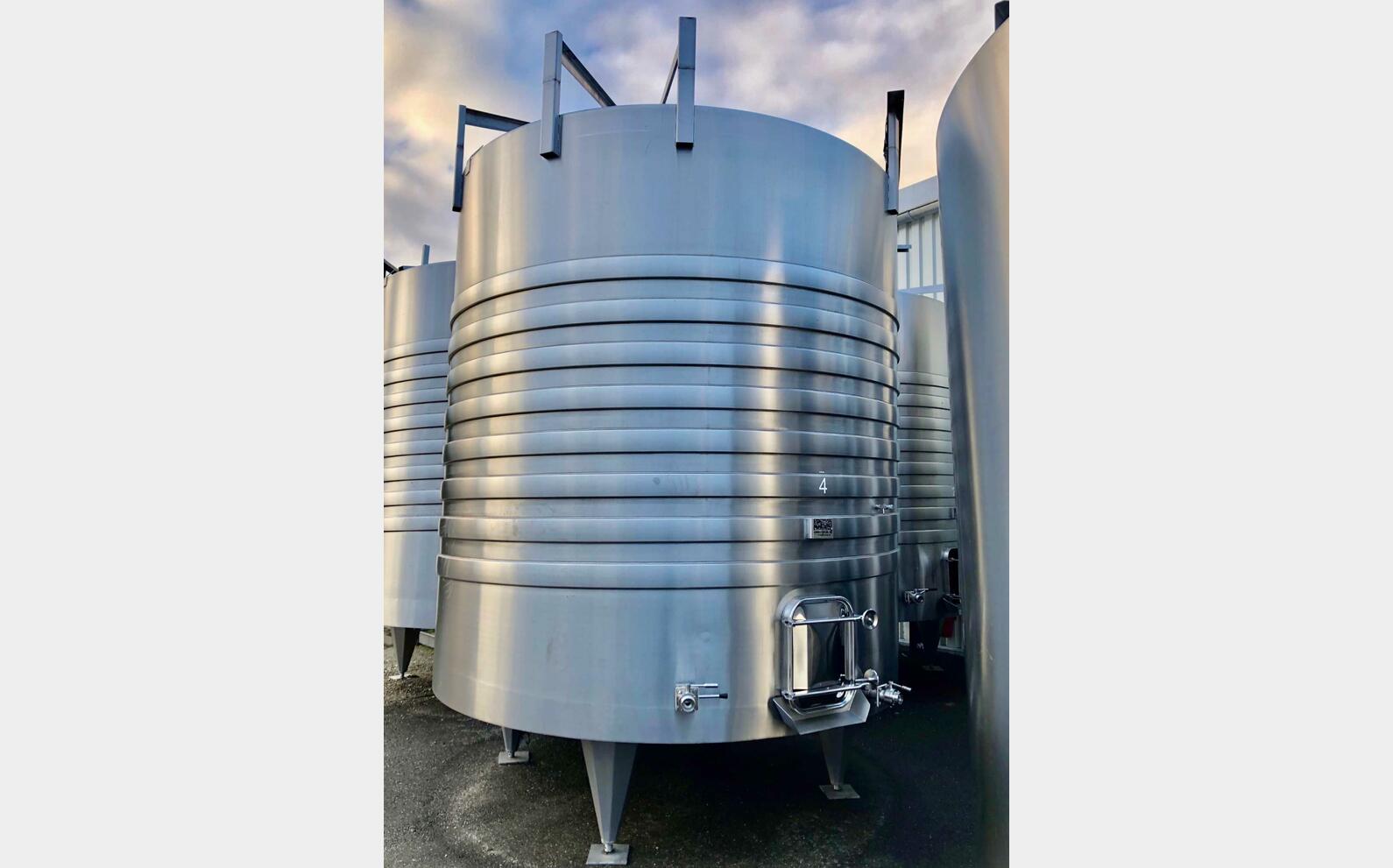 Cuve inox 304L - Thermor&eacute;gul&eacute;e 215 HL (21 500 litres) PIERRE GUERIN
