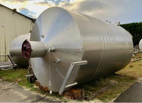 Stainless steel tank - Flat bottom - On feet