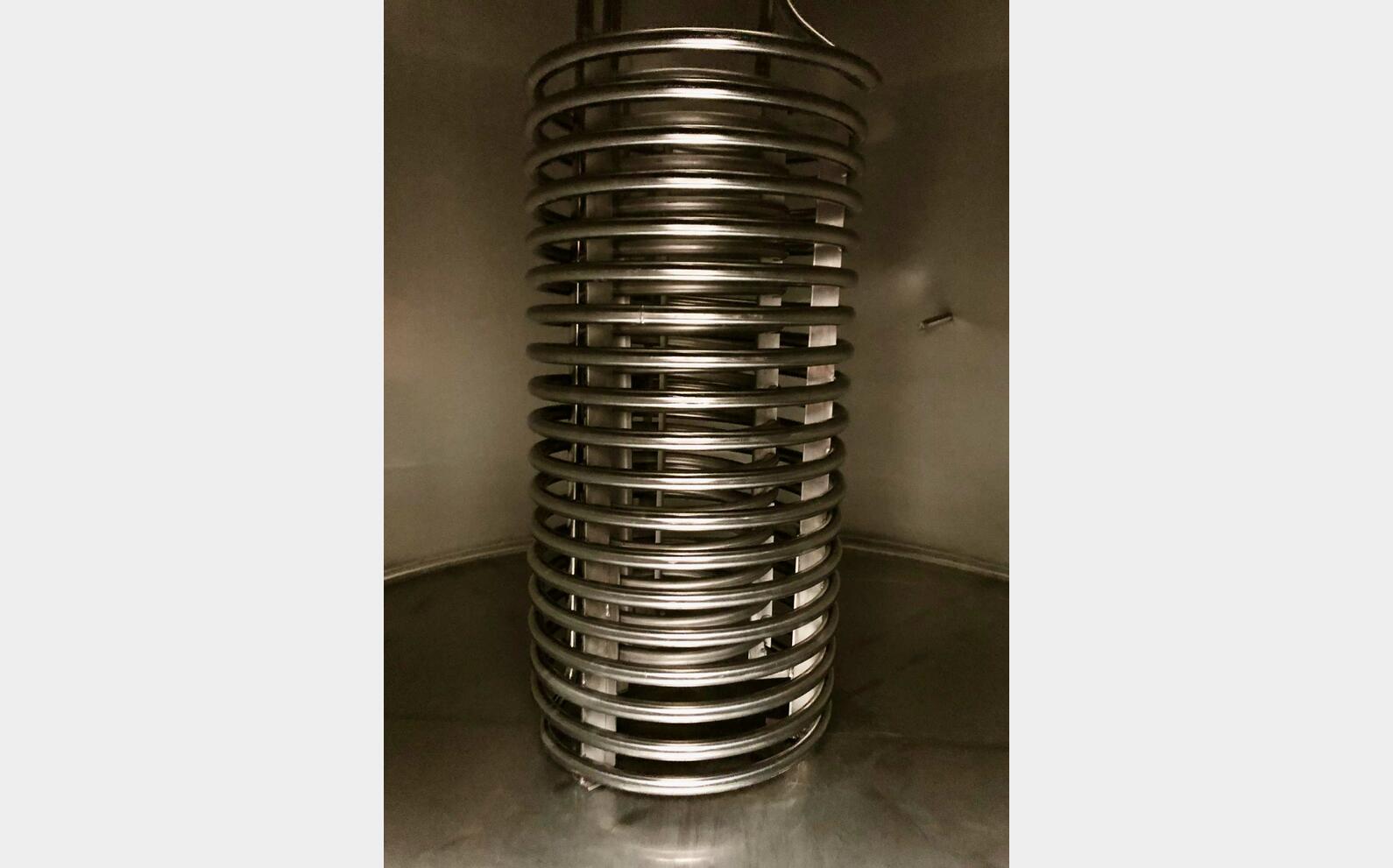 Cuve inox 304 thermor&eacute;gul&eacute;e sur pieds 60 HL (6 000 litres) PIERRE GUERIN