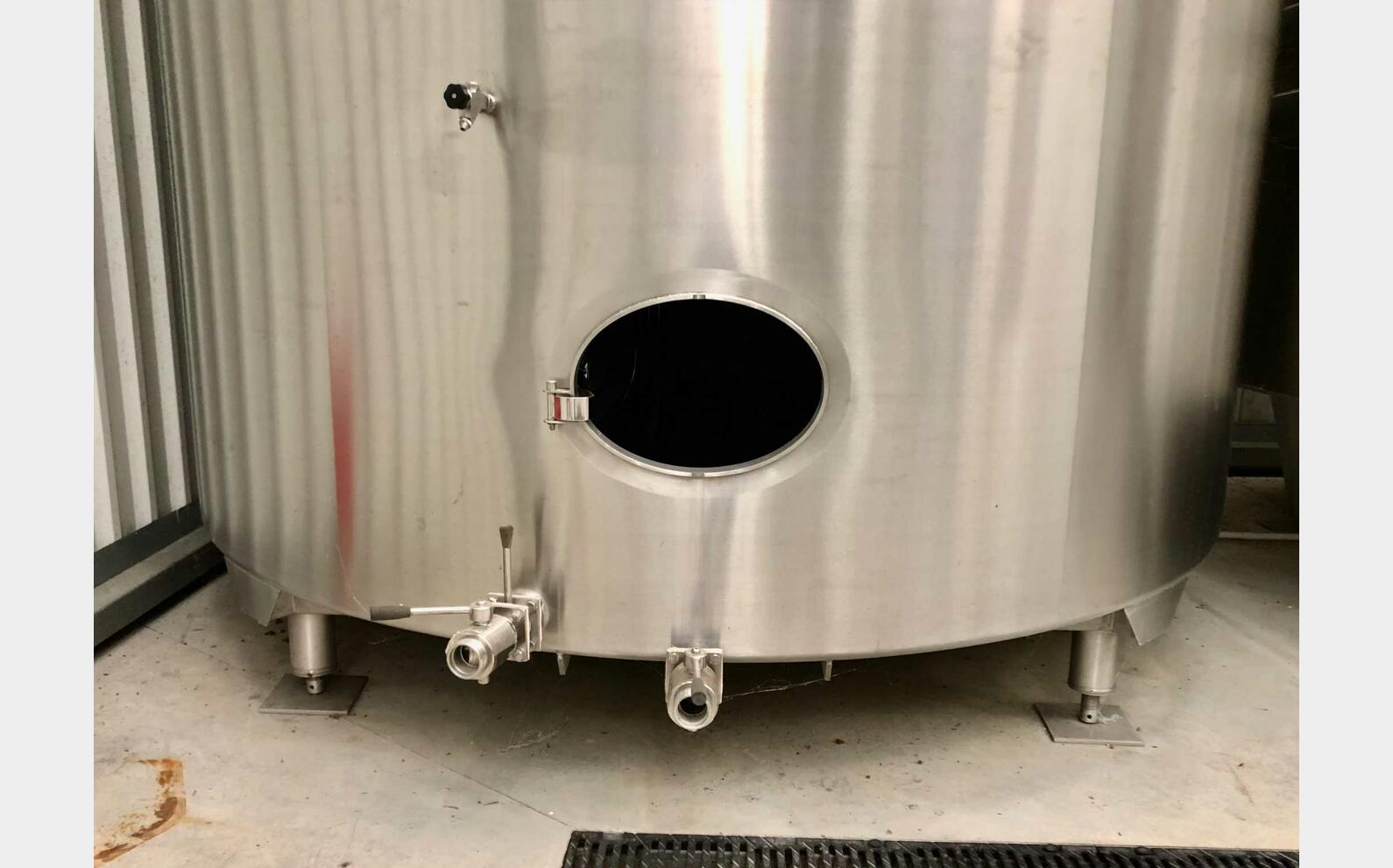 Stainless steel tank - Flat bottom 189 HL (18,900 litres) PIERRE GUERIN