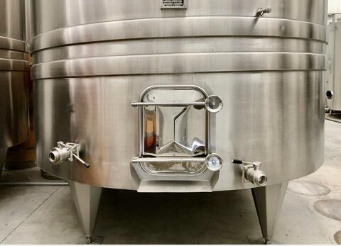 Stainless steel tank - Flat bottom - On feet