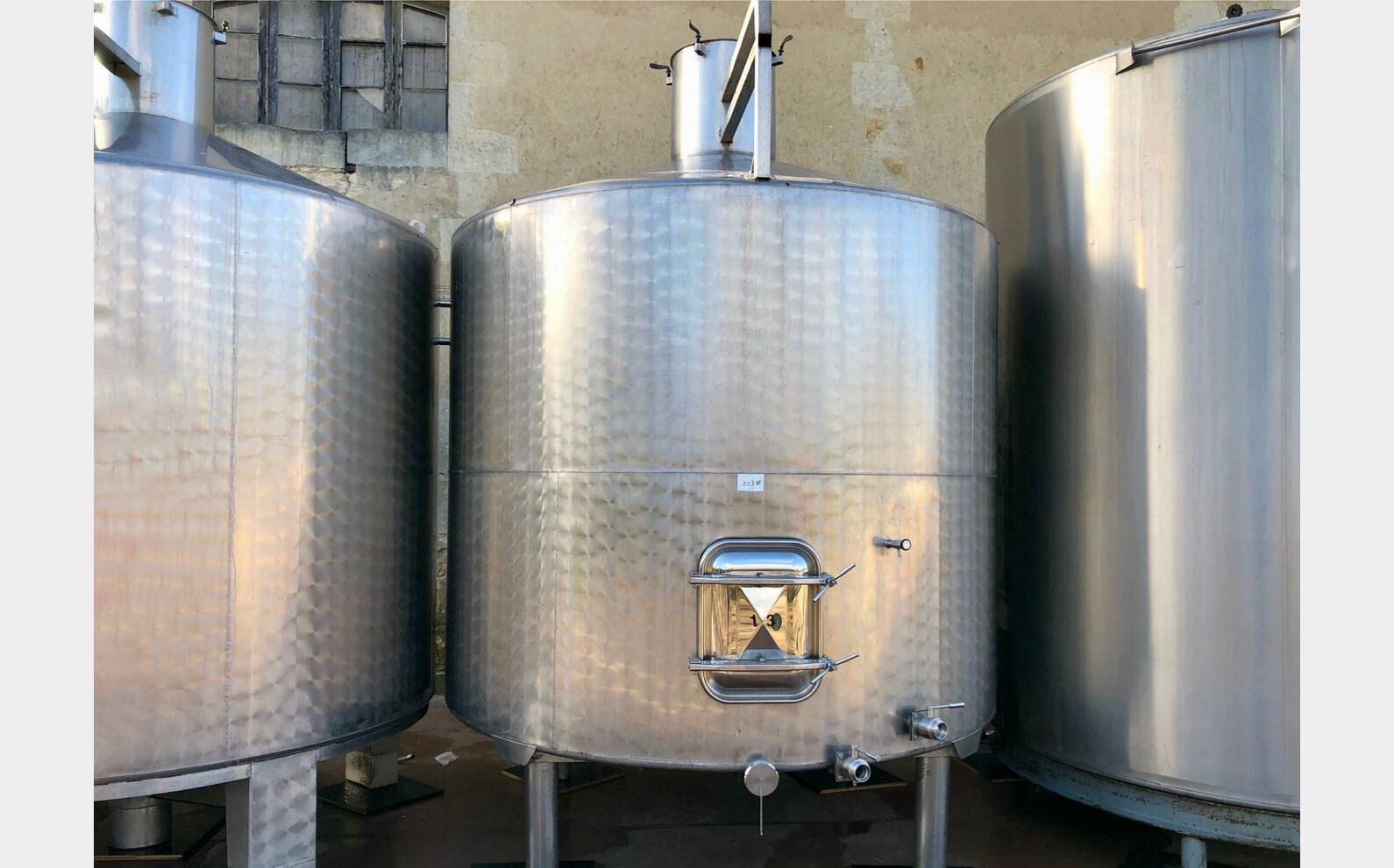 304L stainless steel tank 109 HL (10 900 litres)