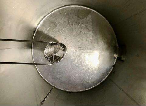 Cylindrical 304L stainless steel tank - Flat bottom on feet