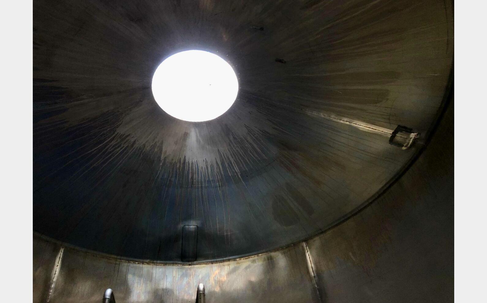 304L stainless steel tank 109 HL (10 900 litres)