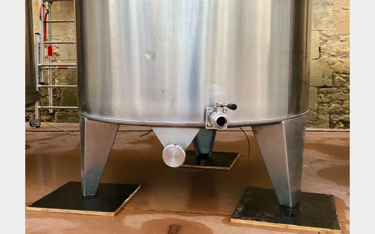 304L stainless steel tank 42 HL (4,200 litres) LEJEUNE
