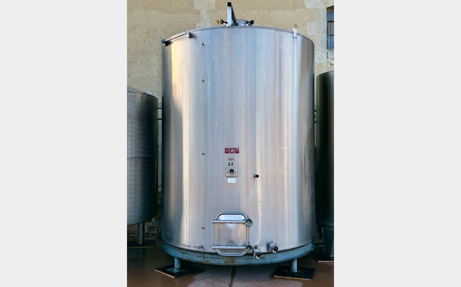 304L stainless steel tank 153 HL (15,300 litres)