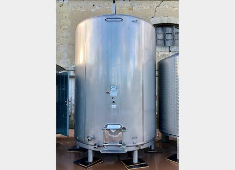 Vertical 304L stainless steel tank - Inclined flat bottom on feet