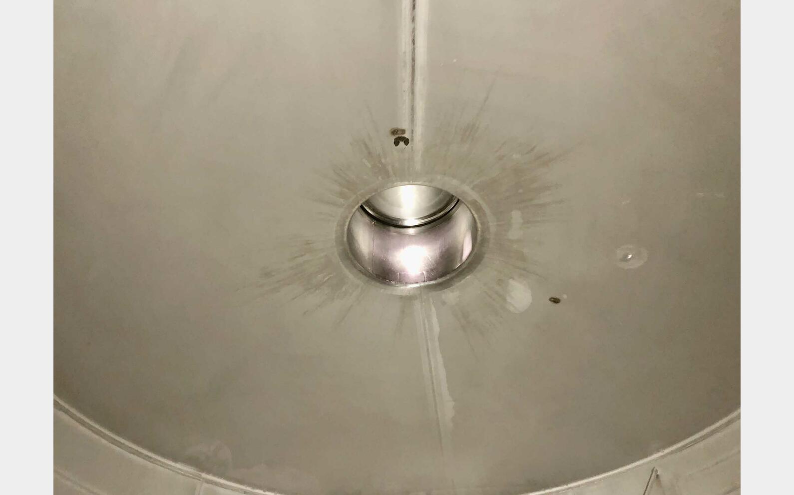304L stainless steel tank - Temperature-controlled 91 + 134 = 225 HL (22,500 litres)
