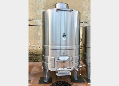 Cuve inoxydable 304L cylindrique - Fond plat incliné sur pieds
