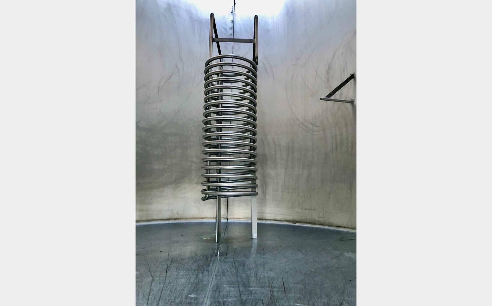 304L stainless steel tank 141 HL (14,100 litres) ETA