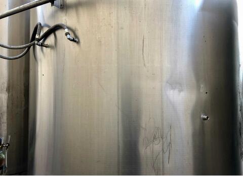 304L stainless steel tank 153 HL (15,300 litres)