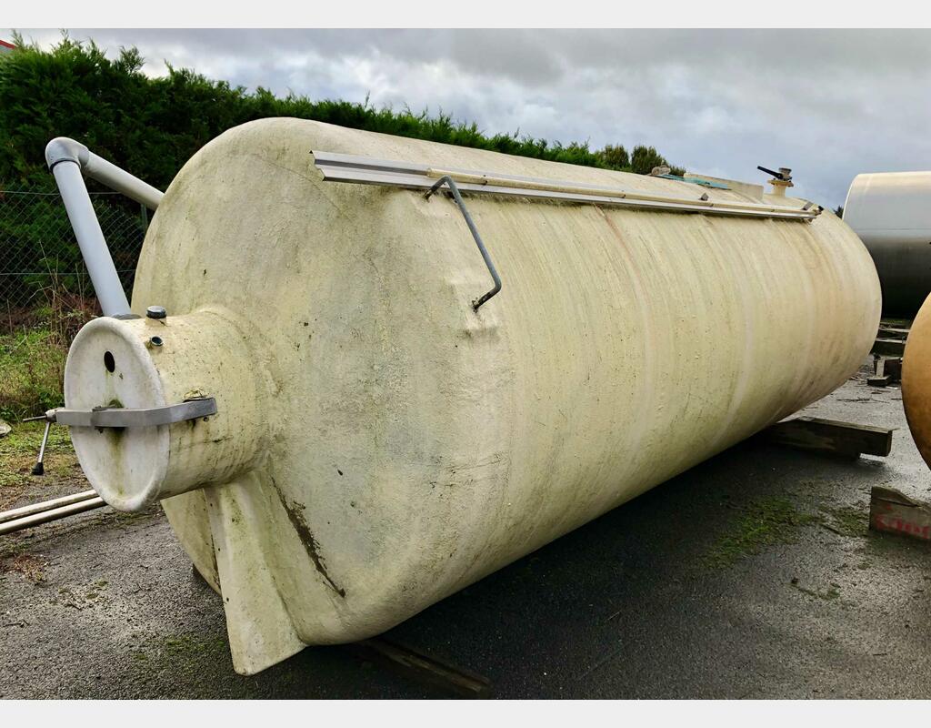 Cuve fibre - Fond bomb&eacute; 100 HL (10000 litres)