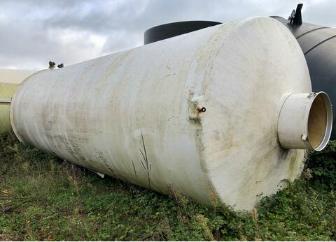 Fiberglass tank - Closed