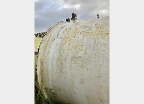 Fiberglass tank - Closed