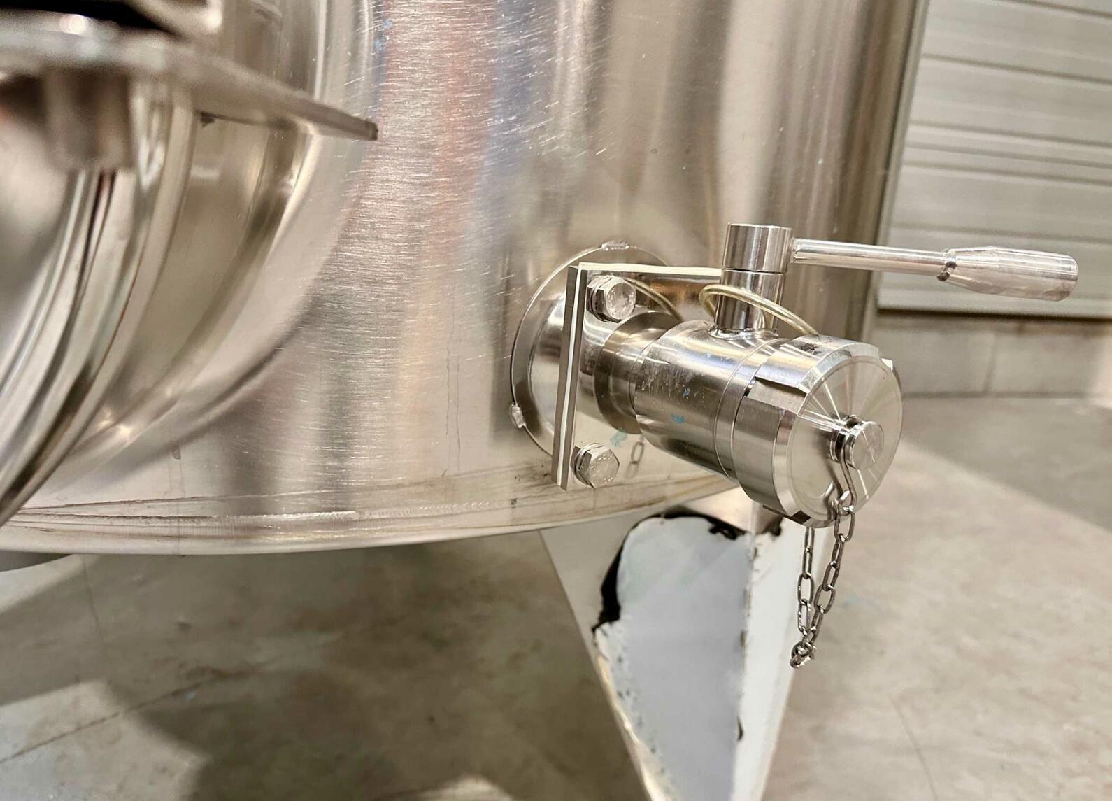 304 stainless steel tank - Curved bottom - STOBP1700