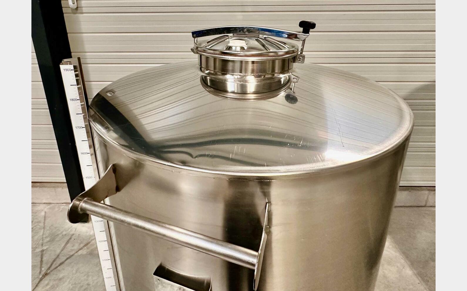 304 ss tank - Closed 17.8 HL (1,789 litres) ARSILAC