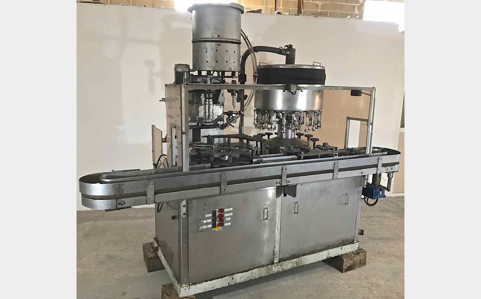 Tireuse Capsuleuse