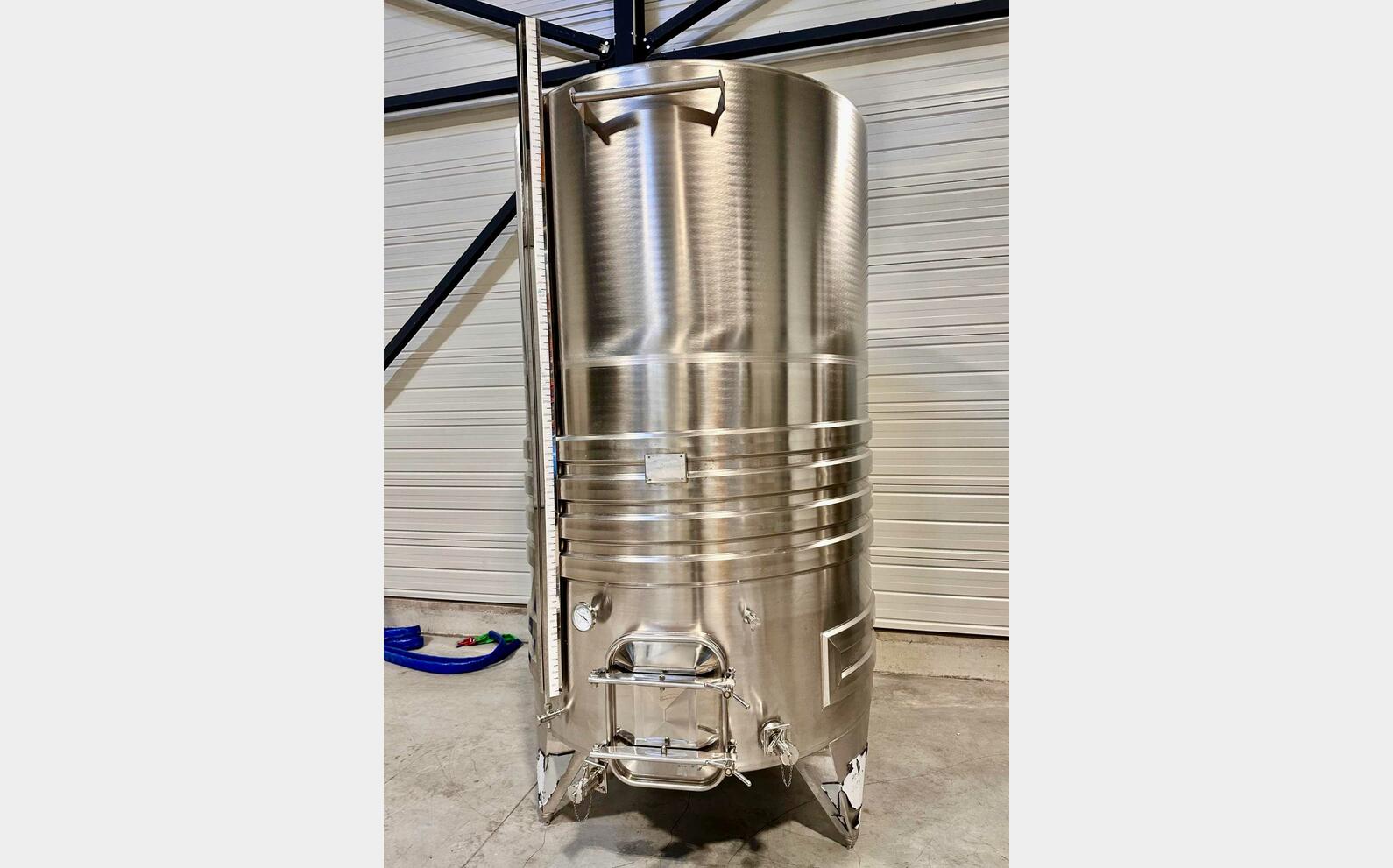 Cuve inox 304 - Circuit serpentin 52 HL (5 205 Litres) ARSILAC