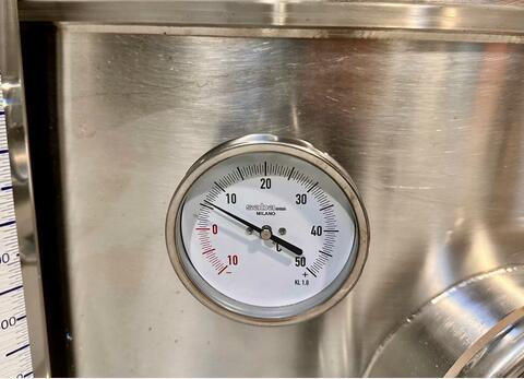 Cuve inox 304 thermor&eacute;gul&eacute;e sur pieds 52 HL (5 205 Litres) ARSILAC
