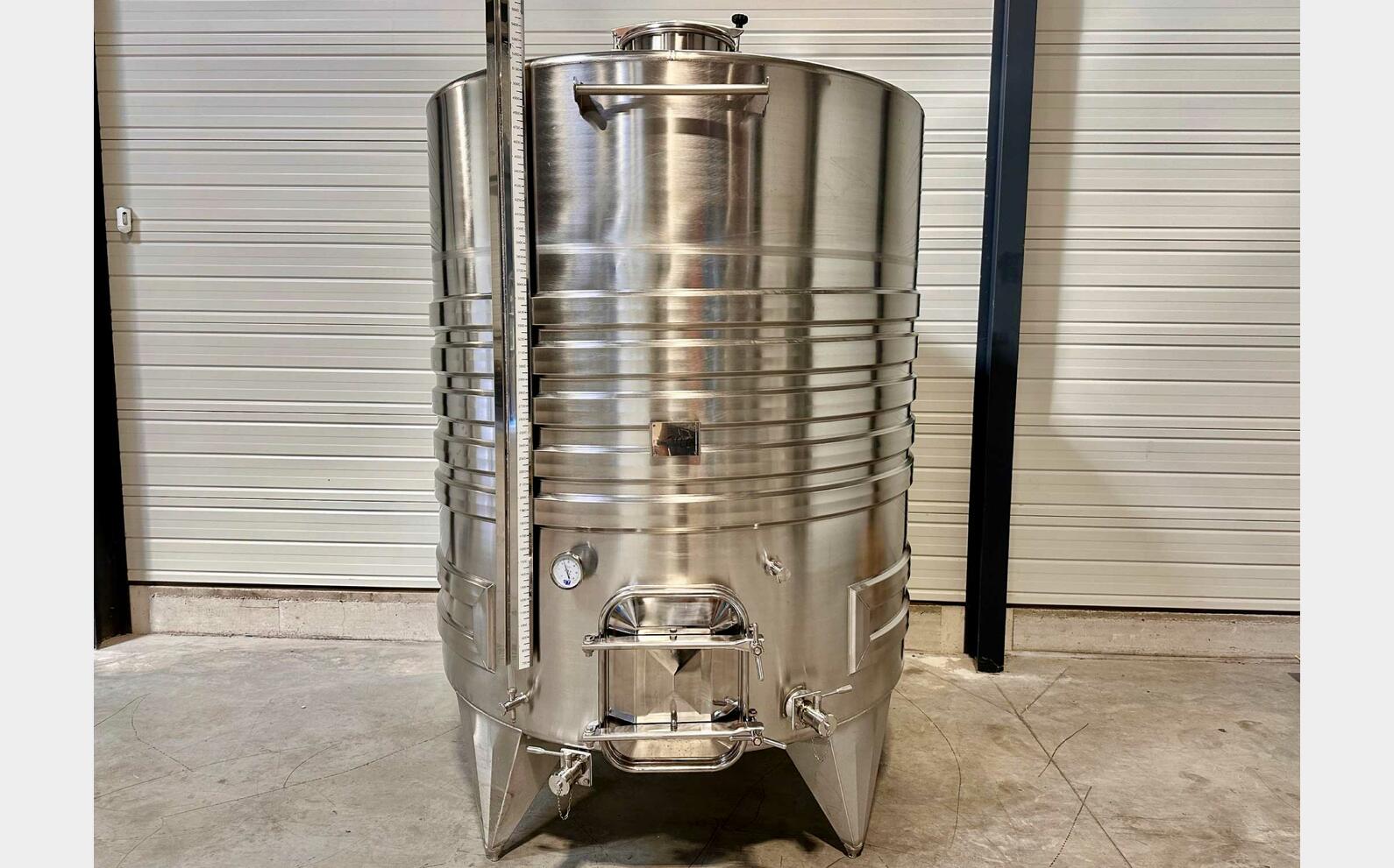 Cuve inox 304 - Circuit serpentin 53.20 HL (5 320 litres) ARSILAC