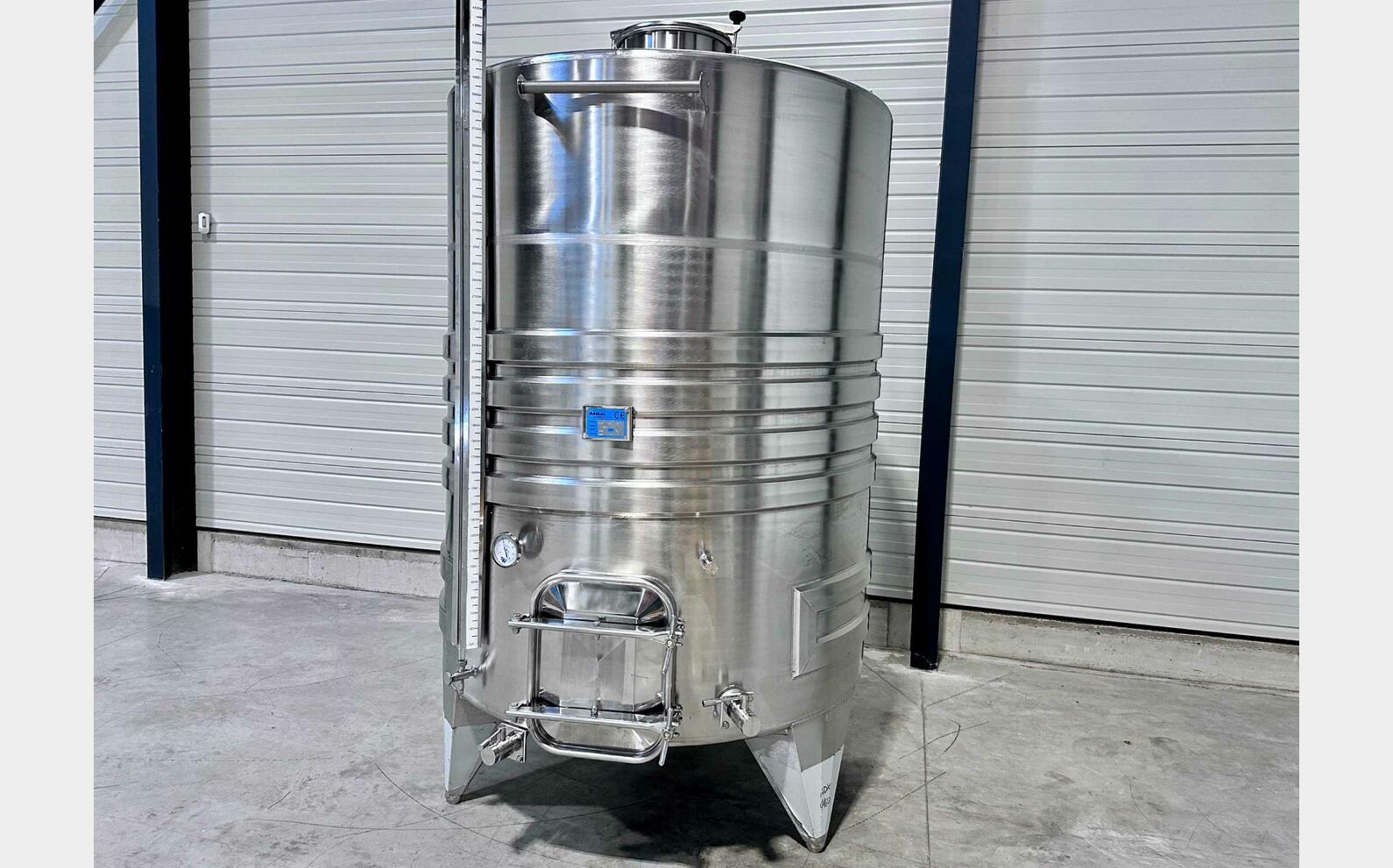 Cuve inox 304 - Circuit serpentin 42 HL (4 200 litres) ARSILAC